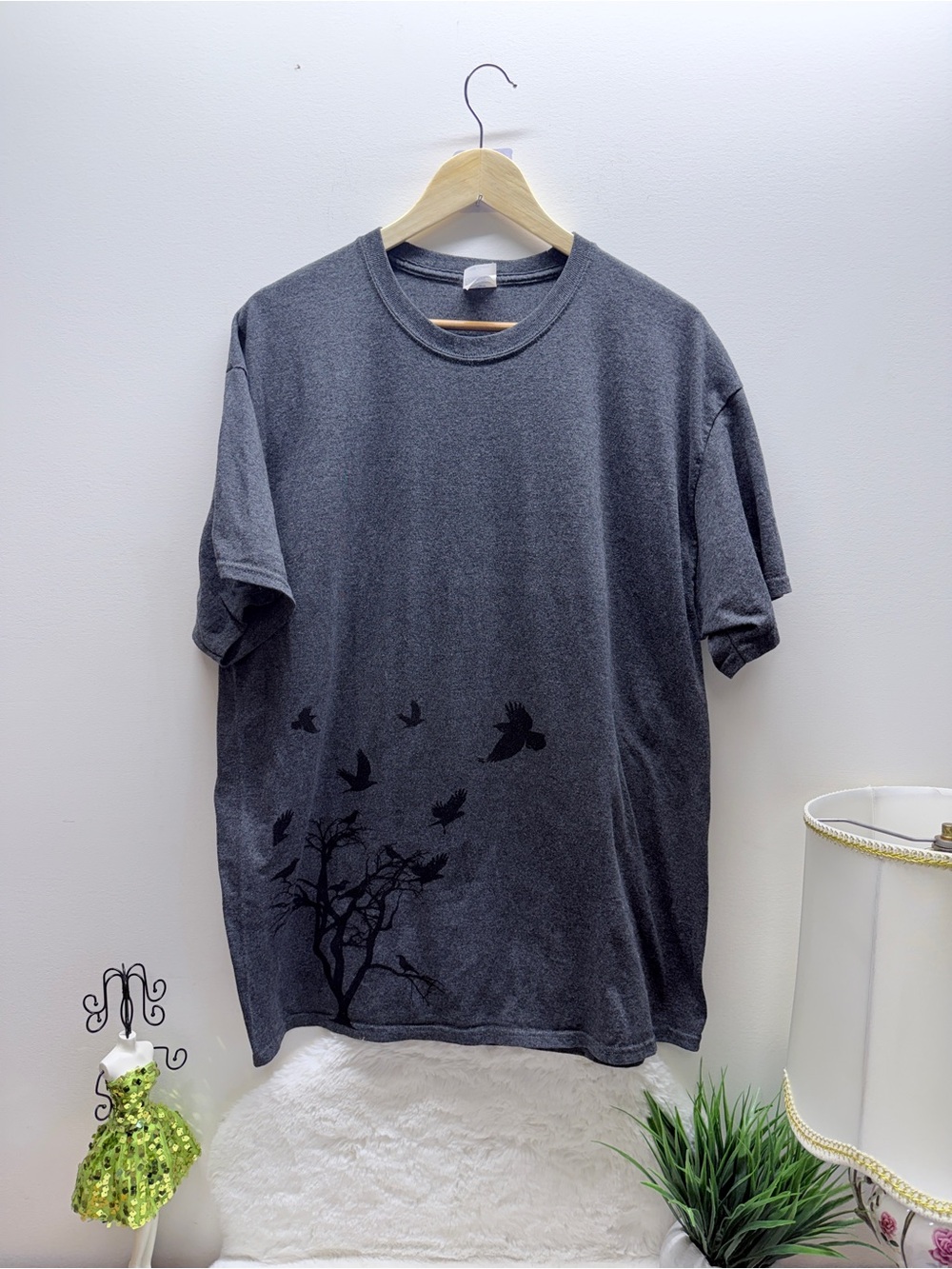 Men's Vintage Graphic Crewneck T-Shirt in Charcoal w Bird Tree Print 🦅 PTP 23”